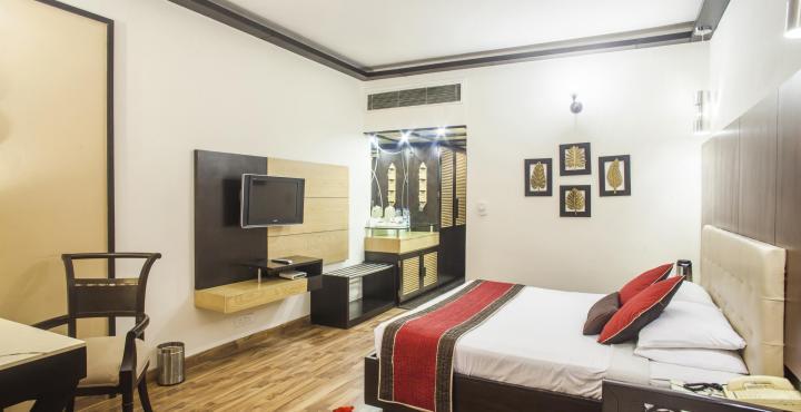 Hotel Maharaja Regency Ludhiana Exteriör bild