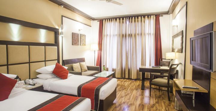 Hotel Maharaja Regency Ludhiana Exteriör bild