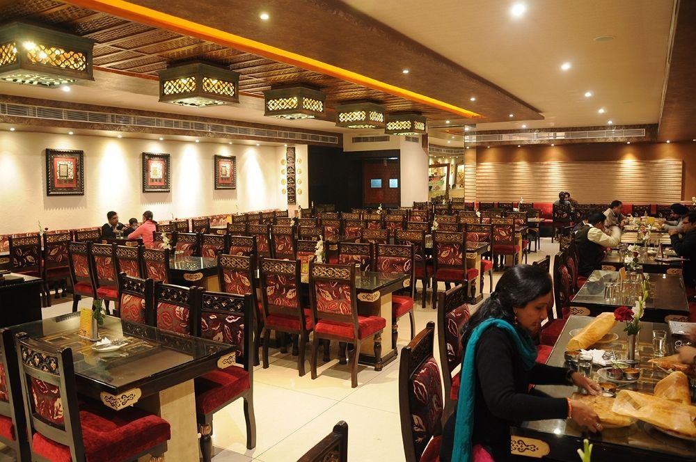 Hotel Maharaja Regency Ludhiana Exteriör bild